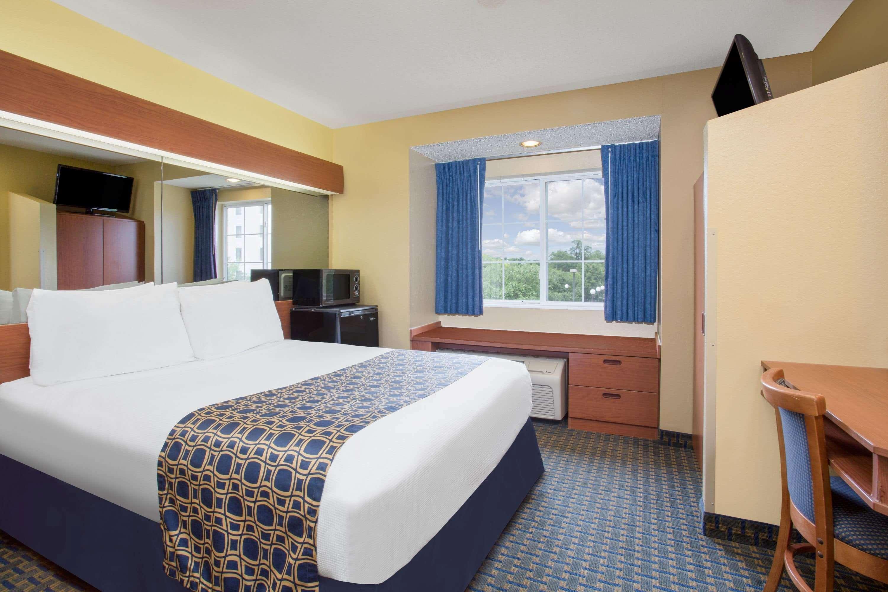 Microtel Inn & Suites Лісберґ Екстер'єр фото