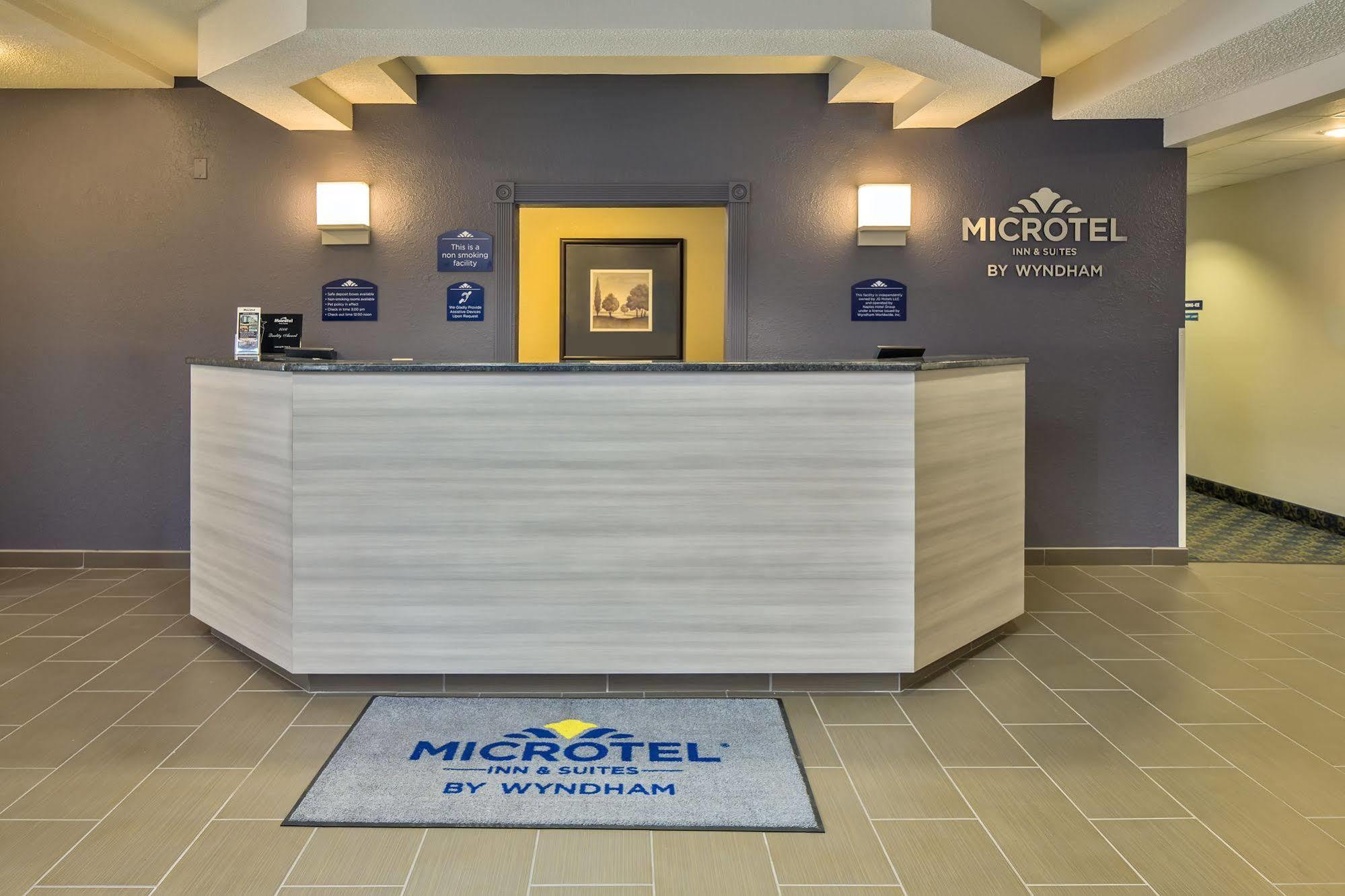 Microtel Inn & Suites Лісберґ Екстер'єр фото